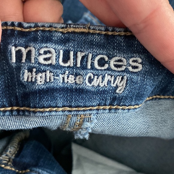 Maurice’s High Rise Curvy Jeans Long - Picture 8 of 8